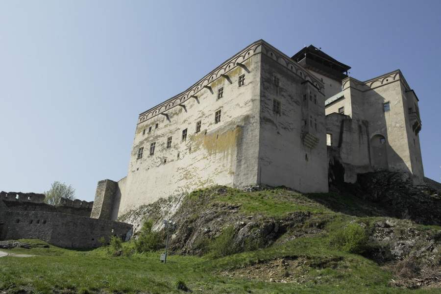 Barborin palác - Hrad Trenčín