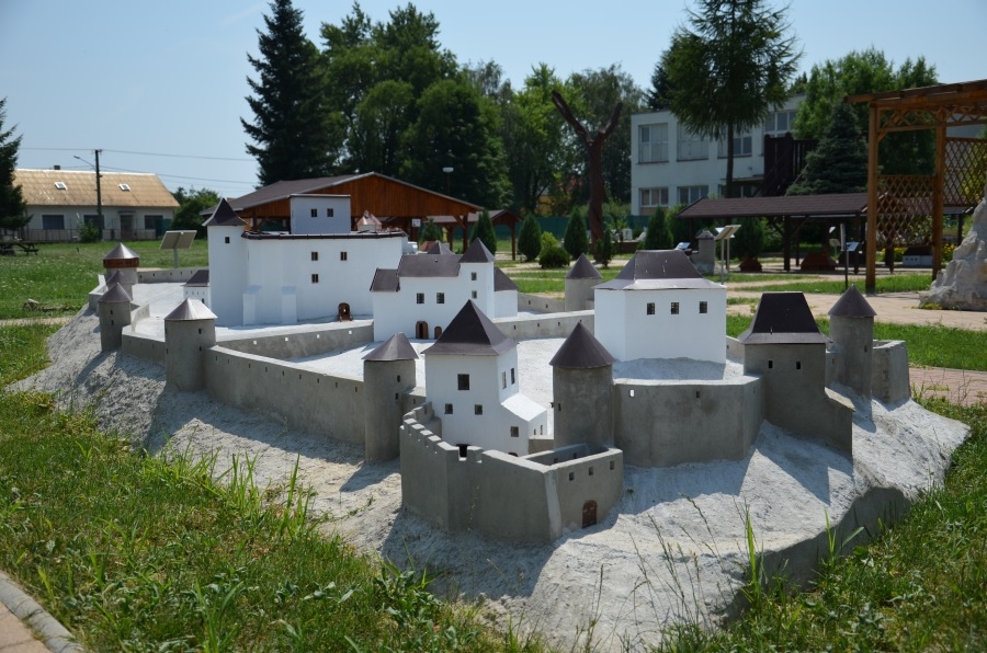 Hrad Šariš - Park miniatúr