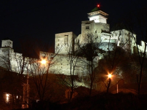 Trenčiansky hrad v noci